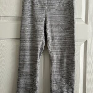 Lucy Gray Leggings with Subtle Pinstripes